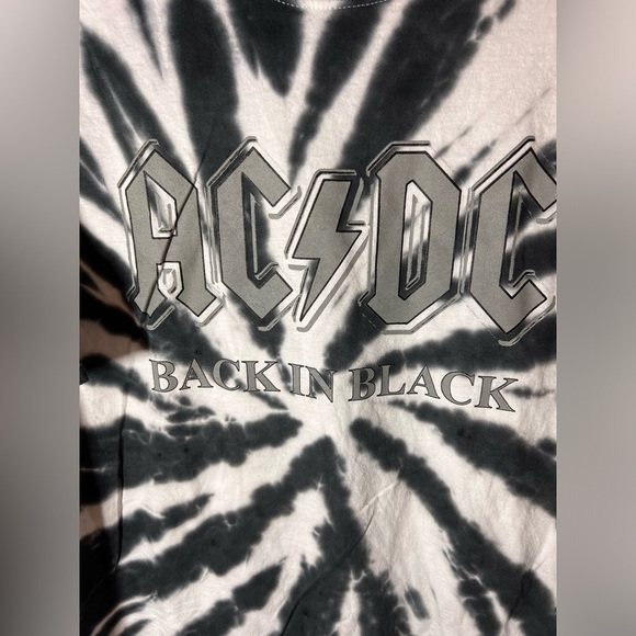AC/DC Back in Black Tie Dye Band Tee Size L - NWOT - Picture 3 of 4